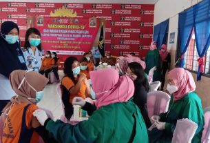 Lapas Perempuan Kelas IIA Bandar Lampung Gelar Vaksinasi 300 Dosis Tahap Pertama