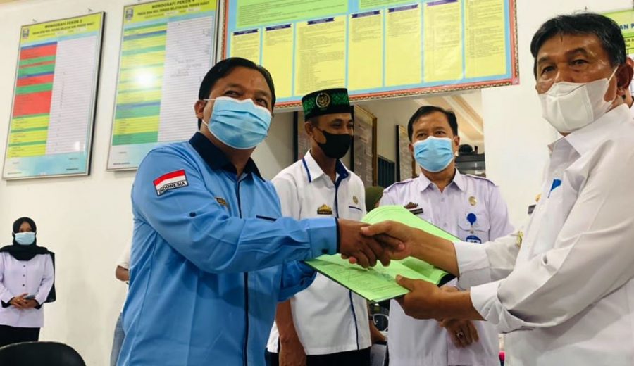 Pembagikan Sertifikat PTSL Kabupaten Pesisir Barat 2021