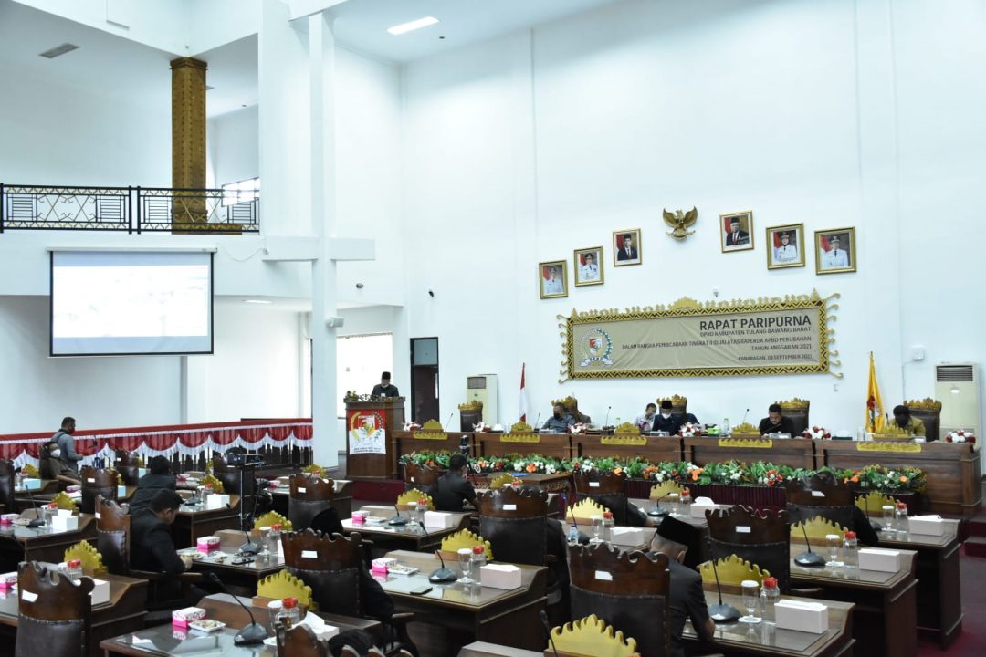  Eksekutif dan legislatif Tubaba duduk bersama membahas Raperda Perubahan APBD 2021. 