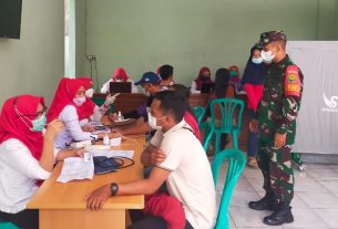 Puskesmas Labuhan Ratu menggelar serbuan Vaksin Covid-19