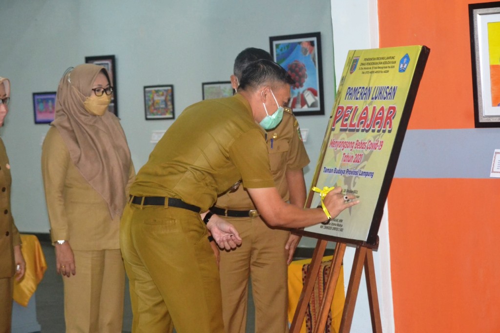 4 Hari kedepan Gedung UPTD Taman Budaya Lampung Dipenuhi Lukisan Pelajar