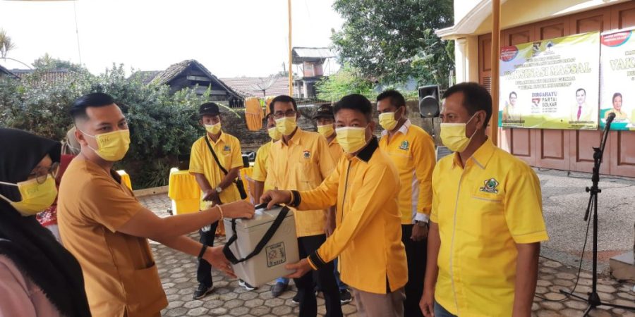 Dirgahayu ke-57 Partai Golkar DPD II Tubaba Sukses Gelar Vaksinasi Massal