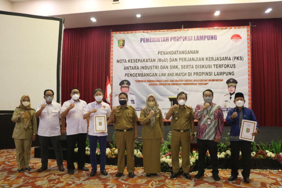 IIB Darmajaya - MKKS SMK Provinsi Lampung MoU Terkait Hal ini