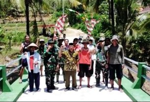Jembatan Lemahbang Selesai Dibuat, Dandim 0728/Wonogiri Tanda Tangani Penyerahan Program TMMD Kepada Bupati