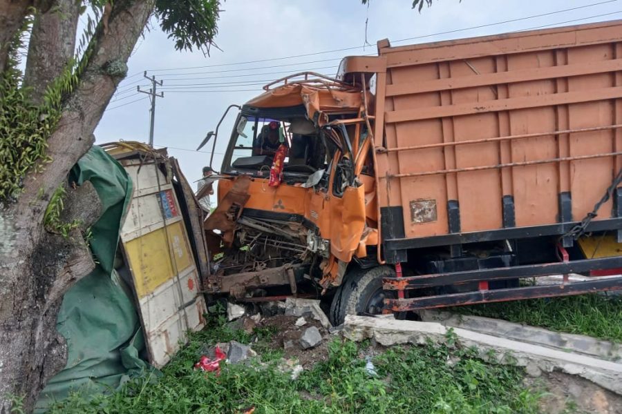 Kasat Lantas: Kronologi Kecelakaan Lalu Lintas Antara Truck Fuso vs Truck Colt Diesel di Jalintim