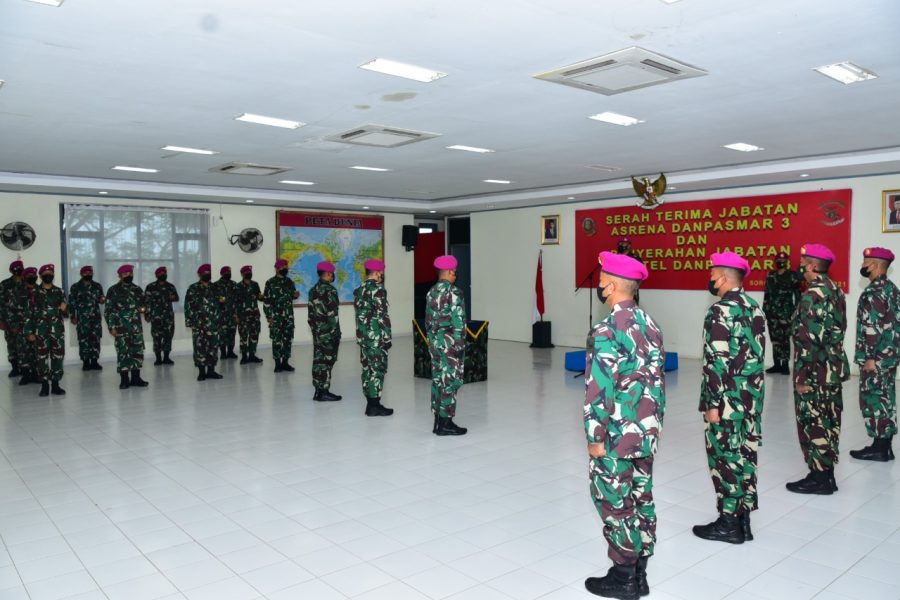 Komandan Pasmar 3 Pimpin Serah Terima Jabatan Asrena dan Penyerahan Jabatan Asintel