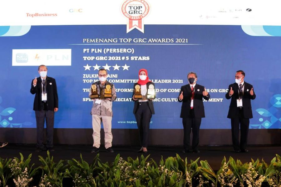 PLN Group Borong 11 Penghargaan TOP GRC Awards 2021