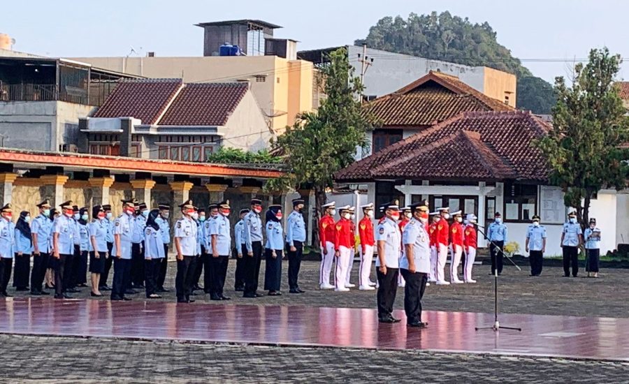 Plt. Kakanwil Kemenkumham Lampung Pimpin Upacara Tabur Bunga