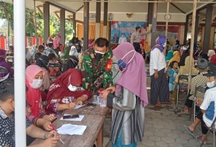 Tiga Pilar Kecamatan Batuwarno Pantau Langsung Kegiatan Vaksinasi