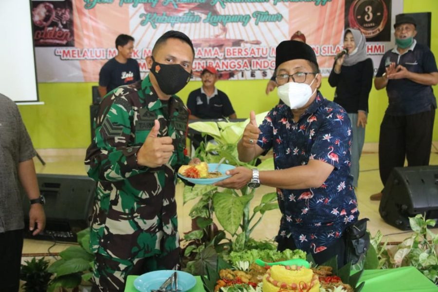 Wakili Danramil, Babinsa Koramil Purbolinggo Hadiri Acara Anniversary Ke-3 Gomes