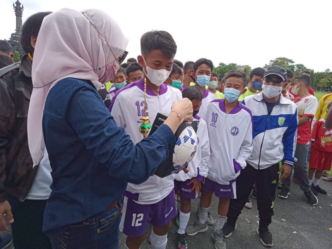 Club Ukir Prestasi Coach Teguh Menggelar Syukuran