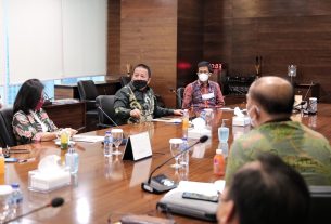 Gubernur Arinal Kunjungi PT. SMI Bahas Rencana Kerjasama Penanganan Infrastruktur Jalan Prioritas