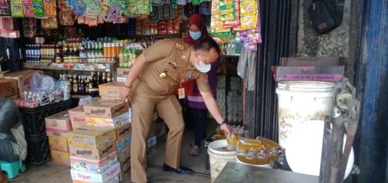Hendri Cek Ketersediaan Minyak Goreng