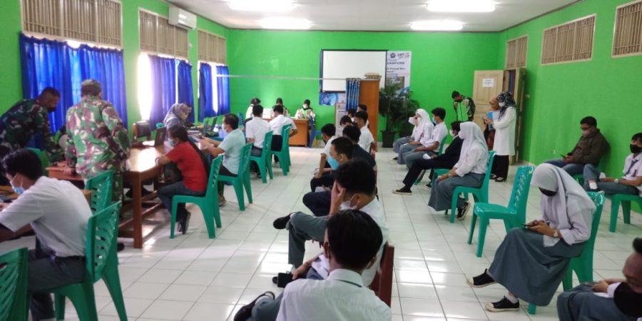 Koramil 410-06/Kedaton Kembali Menggelar Vaksinasi Bagi Pelajar SMA