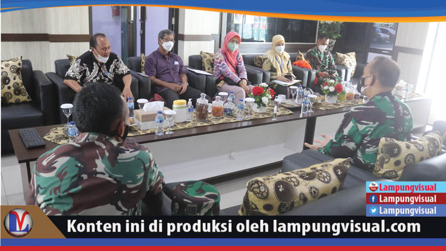 Kolonel Inf Romas Herlandes Sambut Kunjungan Tim BPKP Perwakilan Provinsi Lampung di Markas Kodim 0410/KBL