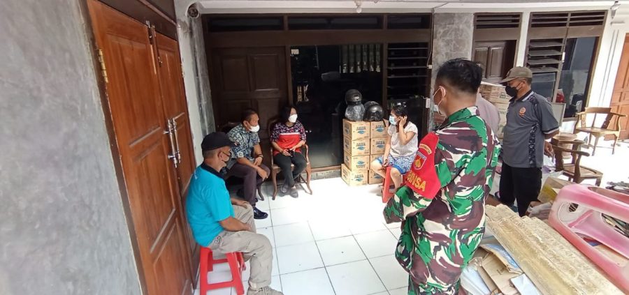 Pandemi Covid-19 Belum Usai, Serka Sugiman Aktif Sambangi Wilayah, terapkan PPKM Level 2