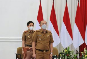 Presiden Jokowi Serahkan DIPA dan TKDD 2022 kepada Gubernur Arinal
