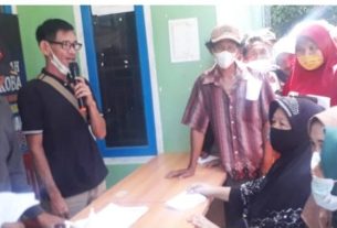 Sebanyak 500 Warga Kampung Tiuh Balak II Kecamatan Gunung Labuhan jalani Vaksinasi Covid-19
