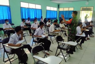 Serbuan Vaksinasi Koramil 410-06 Kedaton Menyasar Pelajar SMK 2 Mei