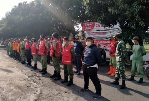 Bersama Warga Serka M Nasirin Ciptakan Lingkungan Bersih