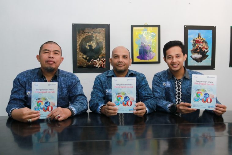 Tiga dosen Prodi Teknik Terbitkan Perdana Buku Penjaminan Mutu Perangkat Lunak