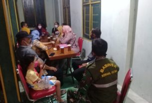 Tingkatkan Rasa Kebersamaan Babinsa Keprabon Hadiri Rakor TPKK di Wilayahnya