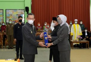 Pelantikan Kepsek SMA/SMK di Lingkungan Pemprov Lampung, Gubernur Arinal Minta Optimalkan Pembangunan SDM