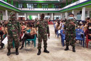 350 Dosis Vaksin TNI Tahap II Sasar Sekolah Di Purbolinggo