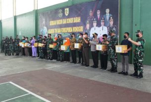 Akademi TNI Beserta Forkopimda Kabupaten Wonogiri Gelar Baksos Donor Darah Dan Serbuan Vaksinasi