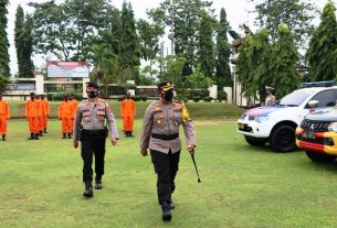 Amankan Nataru, Kapolres Lampura Pimpin Apel Gelar Pasukan Ops Lilin Krakatau 2021