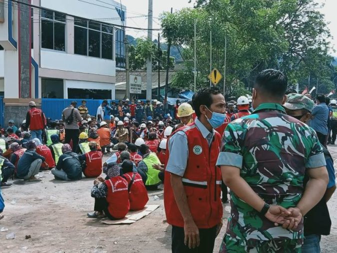 Bersama Polsek dan Pelabuhan Koramil Panjang Redam Aksi Unras