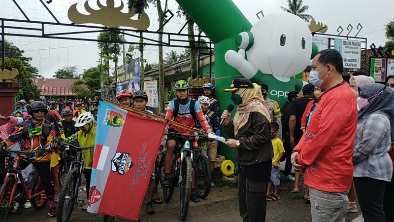 Bupati Tanggamus Melepas Kegiatan GOMAL di Pekon Campang