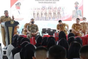 Calon Satpol-PP Lampung Selatan Dengarkan Arahan Bupati