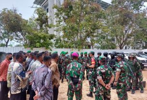Dandim Kolonel Inf Faisol Izudin Karimi Pimpin Apel Pengecekan Personel Gabungan TNI Polri di UIN