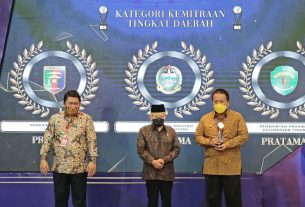 Dinilai Aktif Merespons Persoalan Persaingan Usaha, Gubernur Arinal Raih 2 Penghargaan KPPU Award 2021