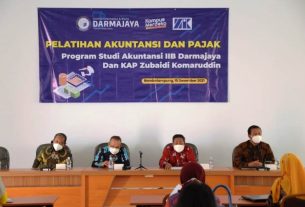 Dosen Prodi Akuntansi IIB Darmajaya–KAP Zubaidi Komaruddin Isi Pelatihan Keuangan Pegawai Puskesmas se Bandarlampung