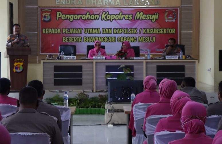 Kapolres Mesuji : Ibuk Bhayangkari Harus Bijak Dalam Bersosmed.