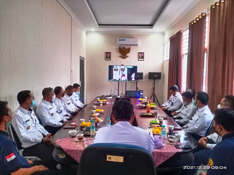 Kepala Lembaga Pemasyarakatan Kelas IIB Kota Agung mengikuti kegiatan Refleksi Akhir Tahun