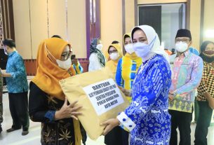 Ketua TP PKK Provinsi Lampung Lakukan Kunjungan Kerja Dan Pembinaan Organisasi Di Kota Metro