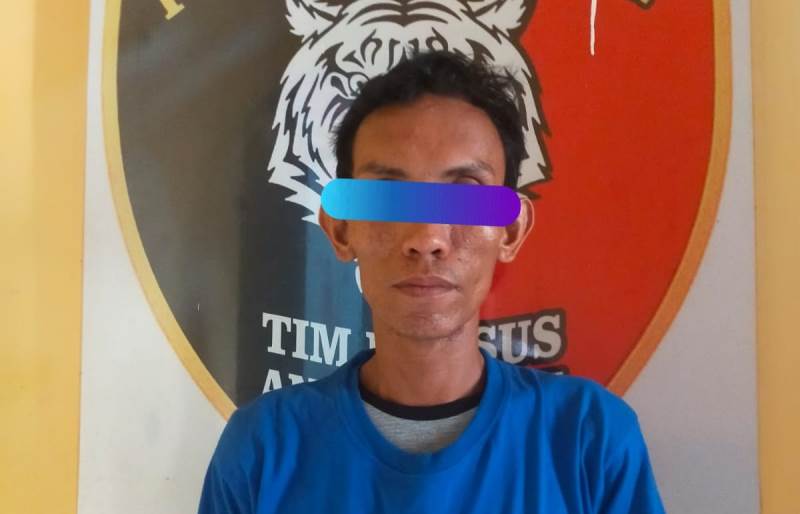 Polsek Pugung Tangkap Pencuri 40 Baterai Penerangan Jalan Umun dan Buru Rekannya