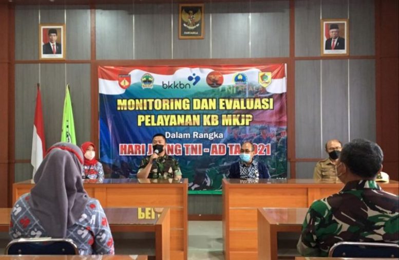 Babinsa Koramil 14/Jatisrono Sampaikan Materi PPBN Kepada Pelajar SMK 2 Pancasila