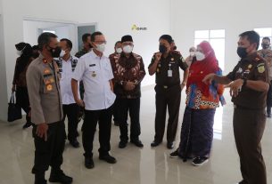 Sekdaprov Fahrizal Darminto Hadiri Soft Opening Gedung Parkir Kejaksaan Tinggi Lampung