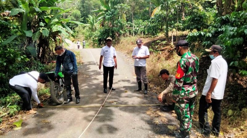Tim Monev Dana desa tahap II Kecamatan Banjit, Kunjungi Kampung Bonglai