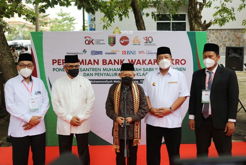 Wapres Ma'ruf Amin Resmikan Bank Wakaf Mikro Ponpes Muhammadiyah Sabilil Muttaqien di Metro