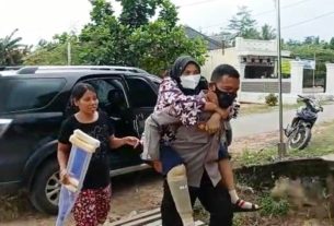 Bripka Harianto Hantarkan Warga Indraloka Jaya Dapatkan Kaki Palsu