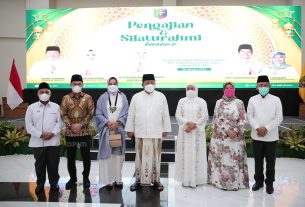 Buka Pengajian di Kampus UIN Radin Intan, Gubernur Arinal Ucapkan Selamat Datang kepada Gubernur Jawa Timur