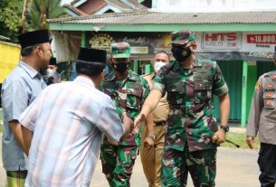 Dandim 0429 Lampung Timur Datangi 2 Toko Agama