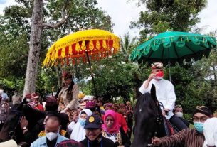 Datang ke Lampung Ganjar Pranowo Disambut Adat