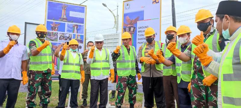 Groundbreaking Tugu Kongres Santri Pancasila 1 Di Masjid Agung Turut Dihadiri Dandim 0105/Abar