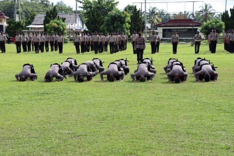 Gelar Upacara Tradisi Penyambutan Baja, Ini Pesan Yang Disampaikan Kapolres Tulang Bawang